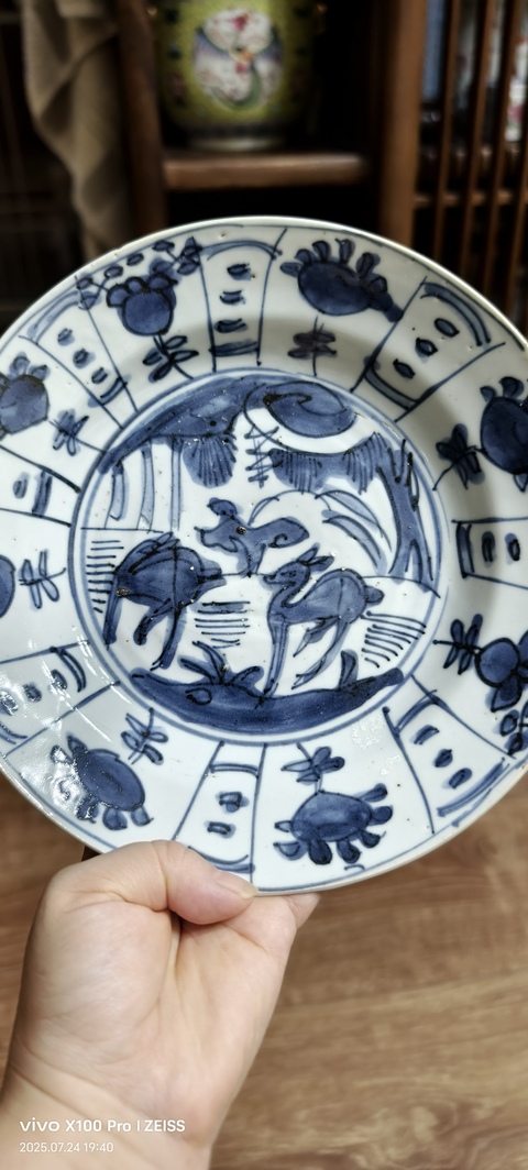古玩陶瓷青花鹿圖盤真品鑒賞圖