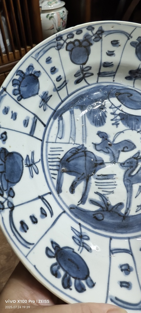 古玩陶瓷青花鹿圖盤真品鑒賞圖