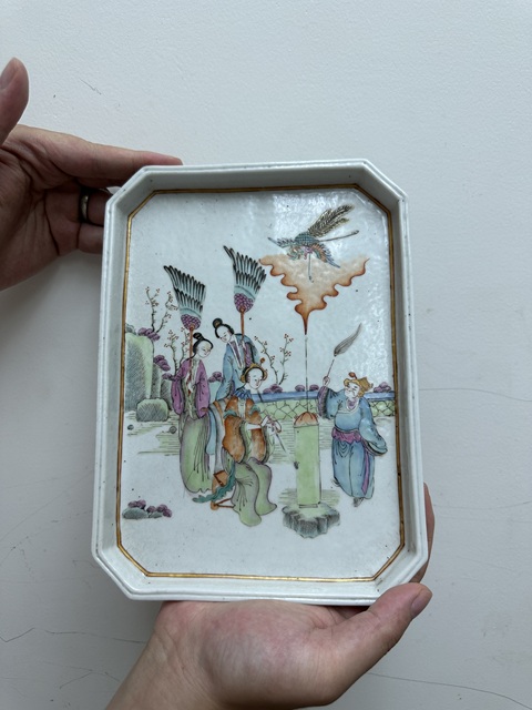 古玩陶瓷粉彩茶盤真品鑒賞圖