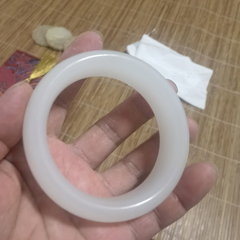 古玩玉器乳化玻璃手鐲真品鑒賞圖