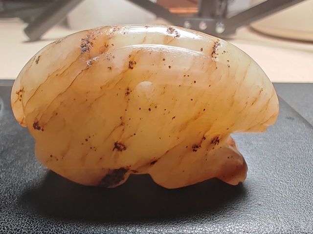 古玩玉器當代·和田玉兔掛件 真品鑒賞圖