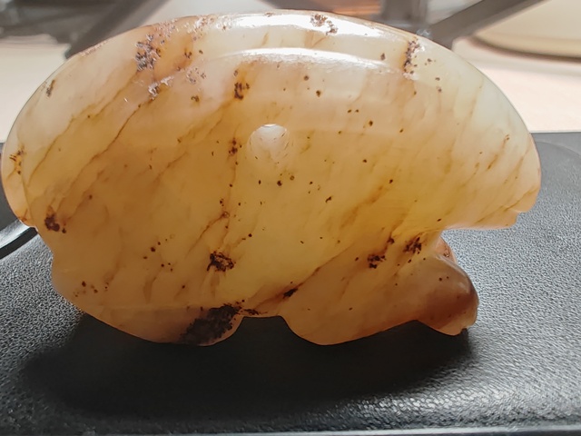 古玩玉器當代·和田玉兔掛件 真品鑒賞圖