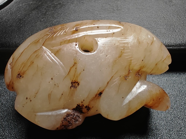 古玩玉器當代·和田玉兔掛件 真品鑒賞圖