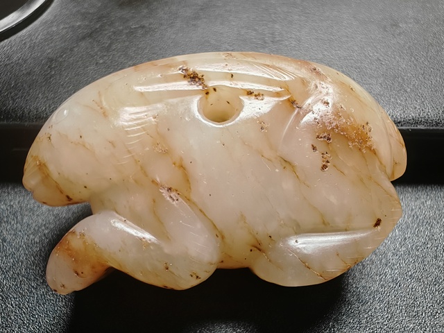 古玩玉器當代·和田玉兔掛件 真品鑒賞圖