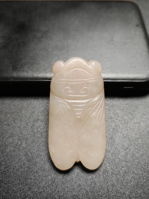 古玩玉器清·和田玉蟬掛件 真品鑒賞圖