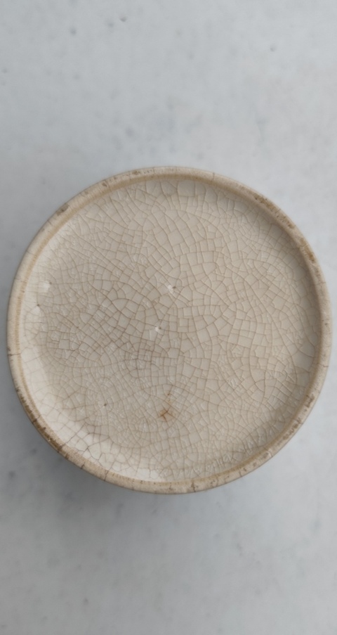 古玩陶瓷哥釉筆筒真品鑒賞圖