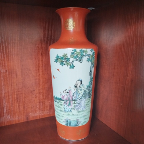 古玩陶瓷**紅開光粉彩人物故事紋撇口瓶拍賣,當前價格5800元