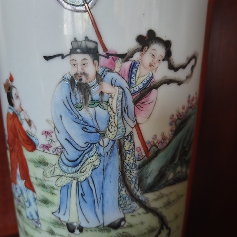 古玩陶瓷**紅開光粉彩人物故事紋撇口瓶拍賣,當前價格5800元