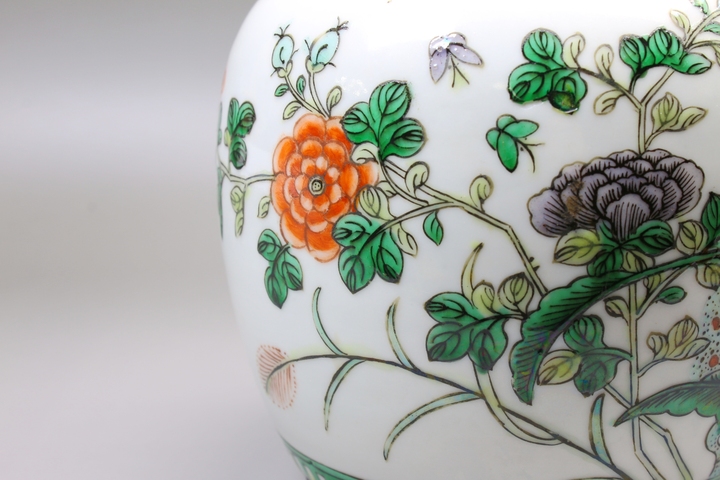 古玩陶瓷清晚期·五彩洞石花鳥紋罐拍賣，當(dāng)前價(jià)格932元