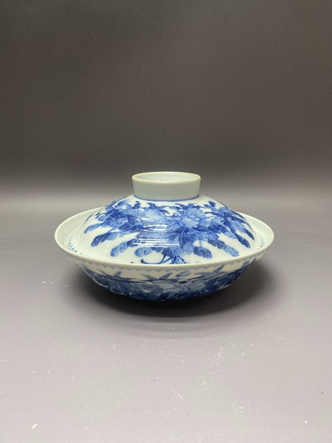 古玩陶瓷花卉紋青花蓋盤真品鑒賞圖