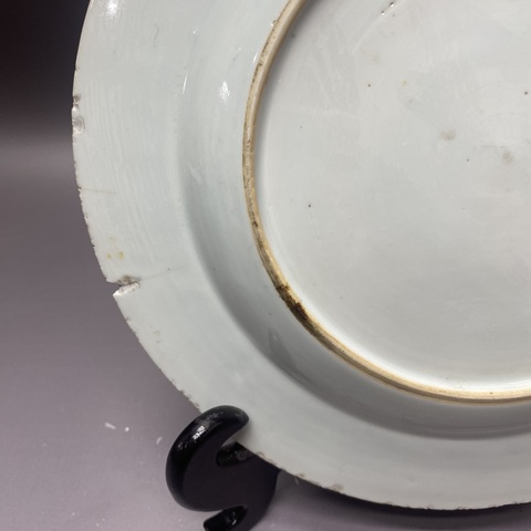 古玩陶瓷花卉紋粉彩盤真品鑒賞圖