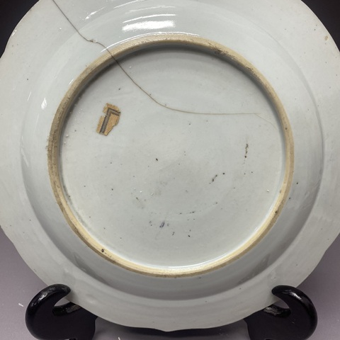 古玩陶瓷折枝花卉紋廣彩盤真品鑒賞圖