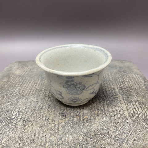 古玩陶瓷明代中早期青花杯真品鑒賞圖
