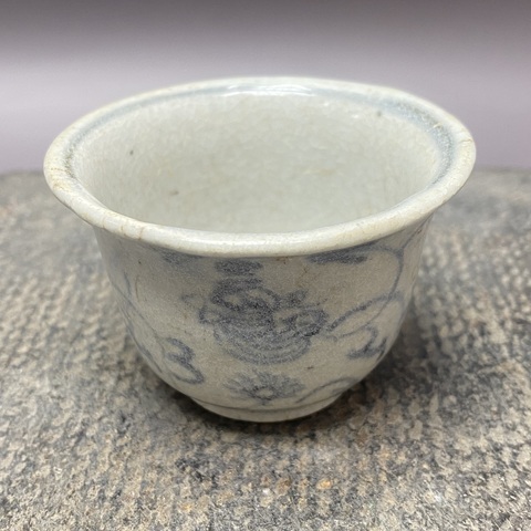 古玩陶瓷明代中早期青花杯真品鑒賞圖