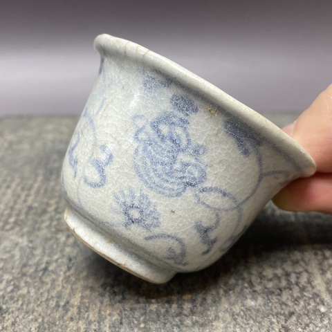 古玩陶瓷明代中早期青花杯真品鑒賞圖
