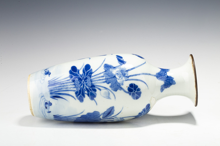 古玩陶瓷清晚·青花滿池嬌紋瓶真品鑒賞圖