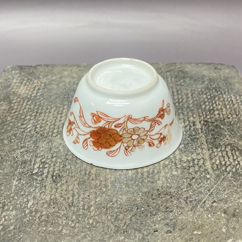 古玩陶瓷礬紅描金杯真品鑒賞圖