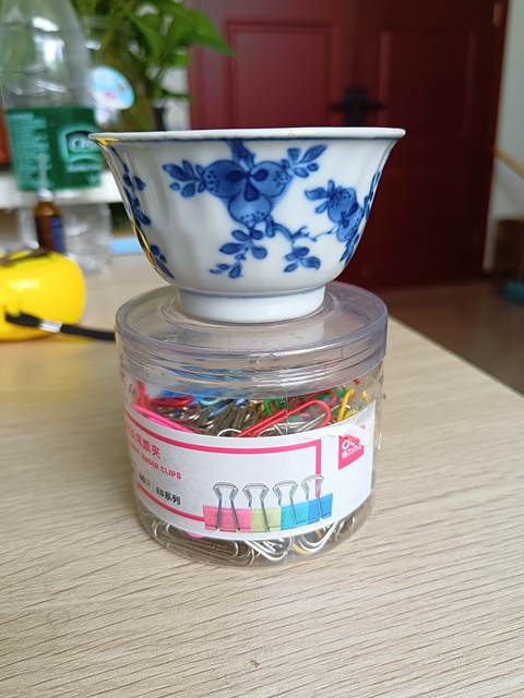 古玩陶瓷青花花卉紋瓜棱杯真品鑒賞圖
