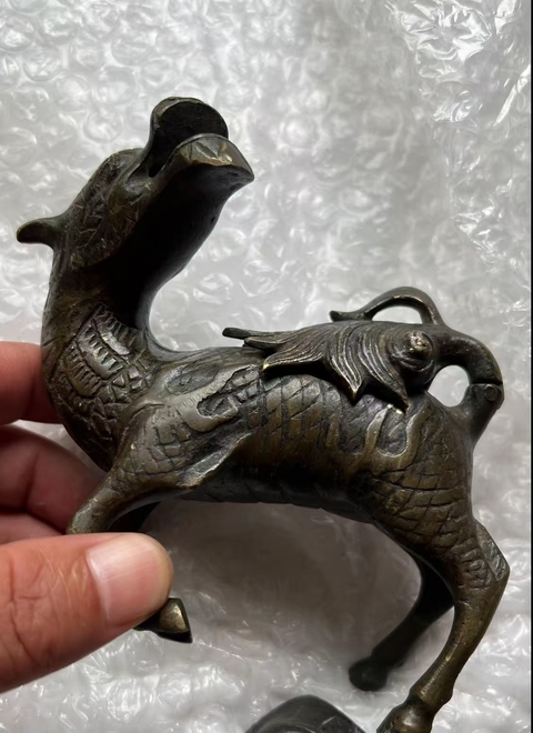 古玩銅器銅瑞獸真品鑒賞圖