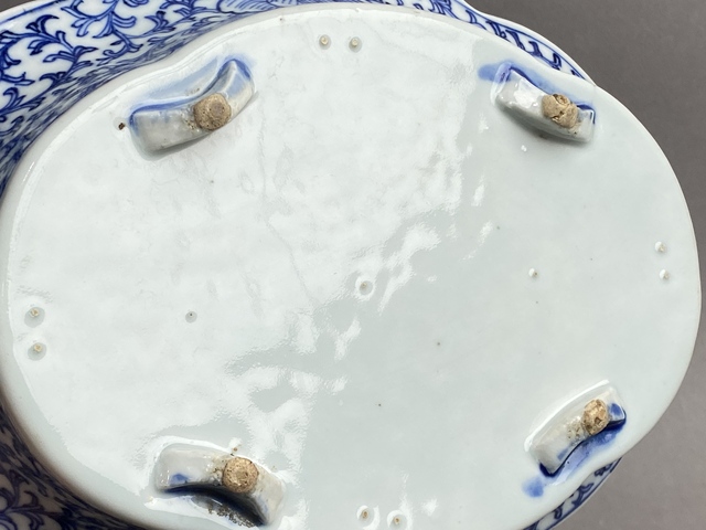 古玩陶瓷青花纏枝花卉海棠形水仙盤真品鑒賞圖