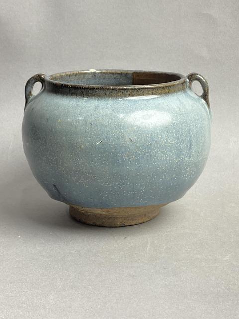古玩陶瓷均窯天藍(lán)釉雙系罐真品鑒賞圖