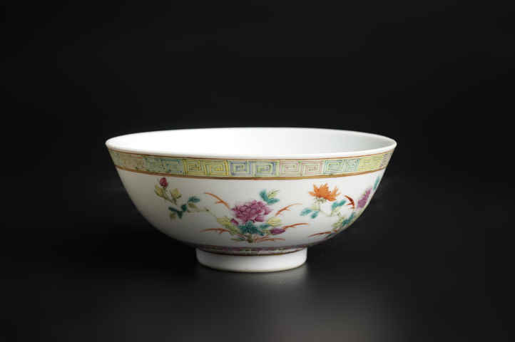 古玩陶瓷清光緒·粉彩九秋圖碗（官）真品鑒賞圖
