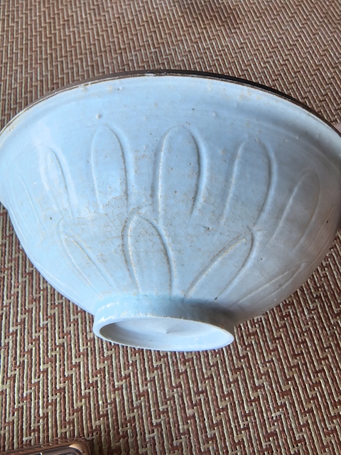 古玩陶瓷青白釉刻花碗真品鑒賞圖
