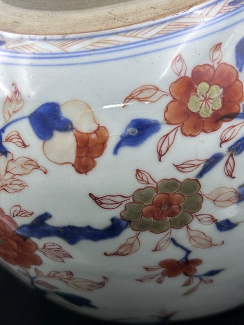 古玩陶瓷青花釩紅花鳥罐真品鑒賞圖