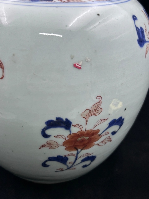 古玩陶瓷青花釩紅花鳥罐真品鑒賞圖