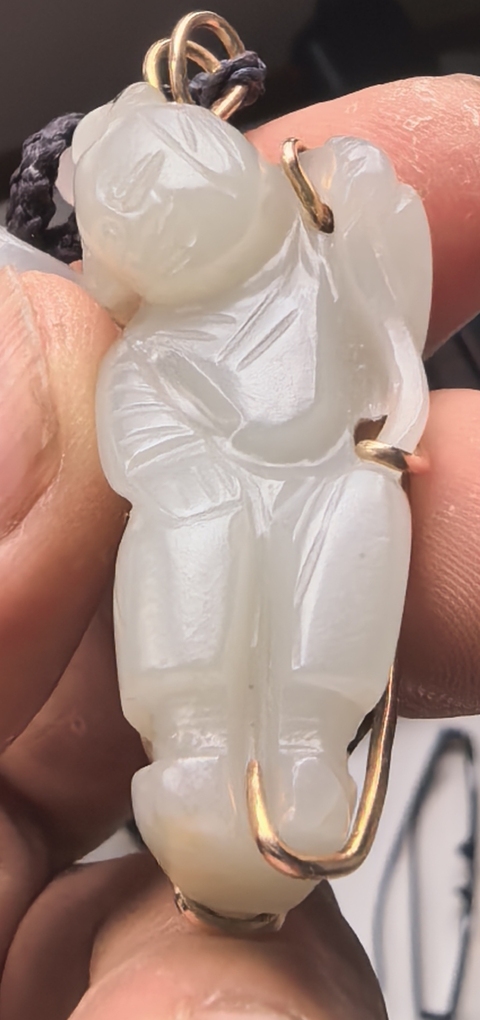 古玩玉器和田玉雕“童子”拍賣，當前價格6800元