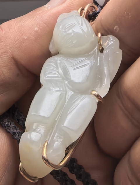 古玩玉器和田玉雕“童子”拍賣，當前價格6800元