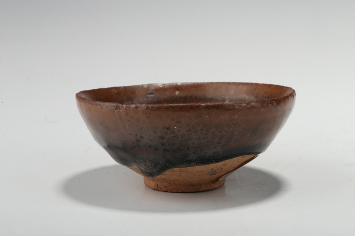 古玩陶瓷宋元·醬釉盞真品鑒賞圖