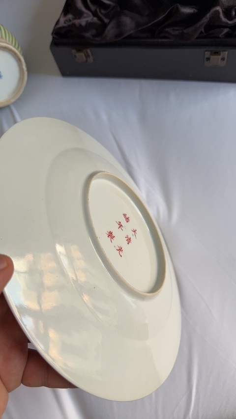 古玩陶瓷人物紋五彩盤真品鑒賞圖