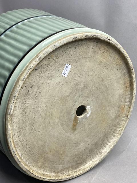 古玩陶瓷清中粉青釉竹節紋超大花盆真品鑒賞圖