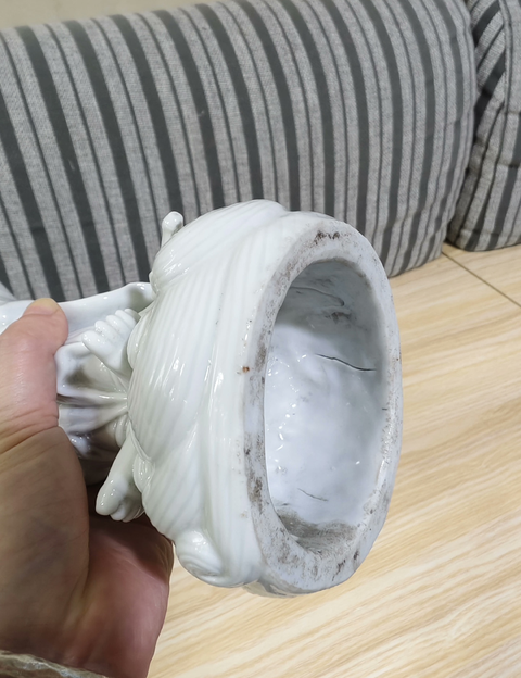 古玩陶瓷德化白瓷達(dá)摩造像真品鑒賞圖
