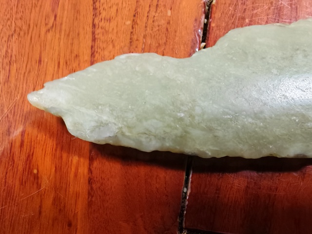 古玩玉器地方玉矛真品鑒賞圖