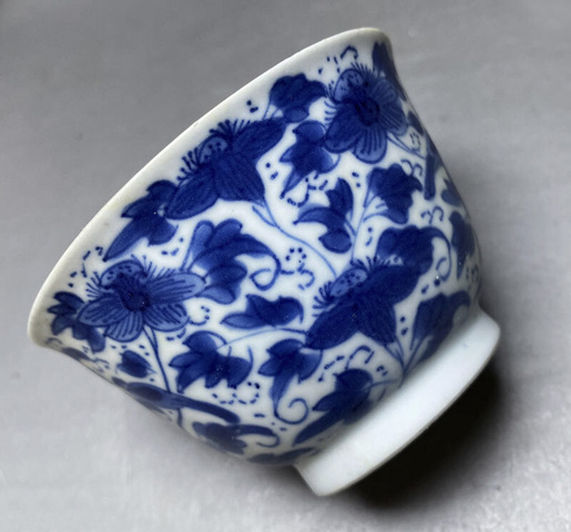古玩陶瓷花鳥紋青花杯真品鑒賞圖
