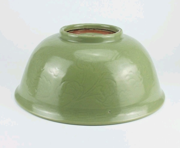 古玩陶瓷龍泉碗真品鑒賞圖