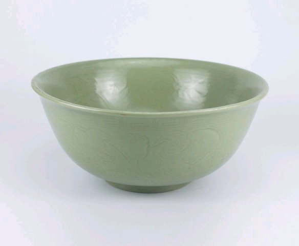 古玩陶瓷龍泉碗真品鑒賞圖