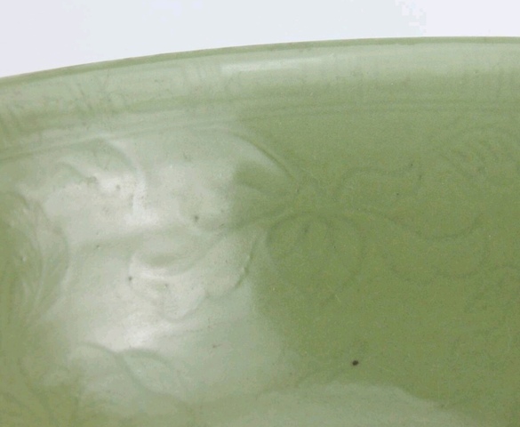 古玩陶瓷龍泉碗真品鑒賞圖