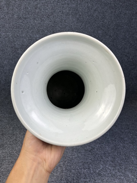 古玩陶瓷豆青青花鳳穿牡丹紋盤口瓶拍賣,當前價格4999元