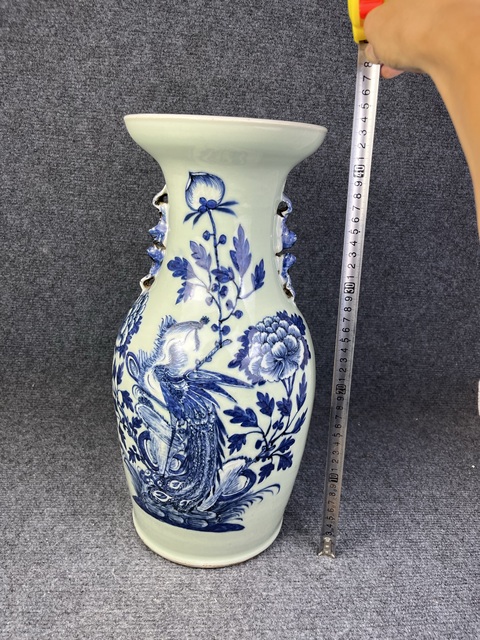 古玩陶瓷豆青青花鳳穿牡丹紋盤口瓶拍賣,當前價格4999元