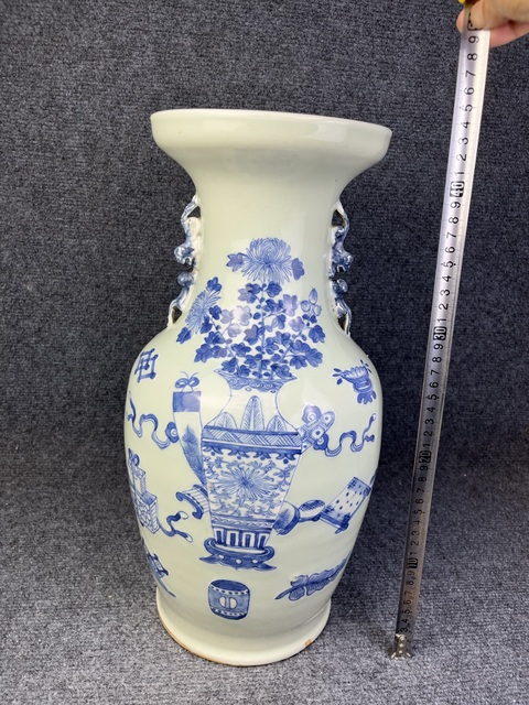 古玩陶瓷豆青青花博古花卉紋大瓶拍賣,當前價格3888元