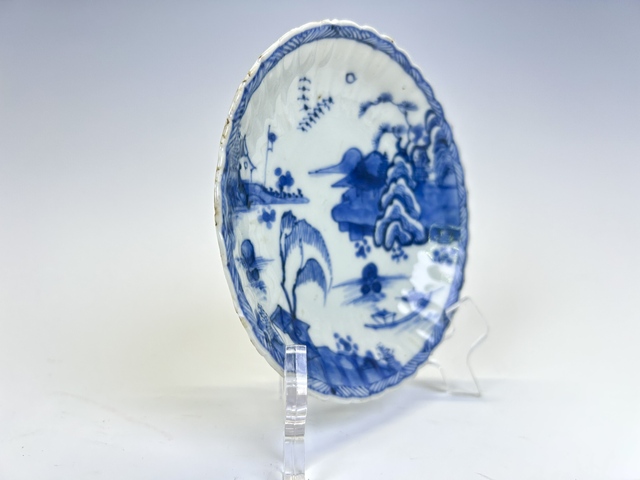 古玩陶瓷清康熙·青花山水披麻皴碟拍賣，當前價格0元