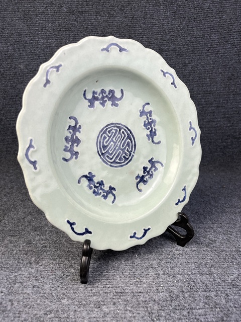古玩陶瓷豆青青花五福捧壽紋花口盤拍賣,當前價格1588元