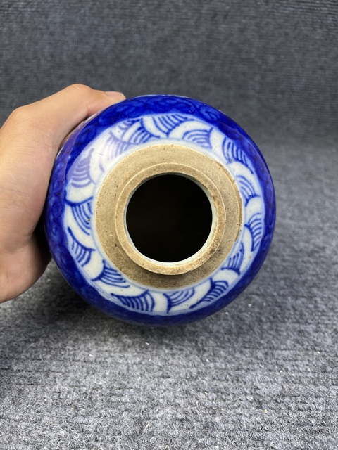 古玩陶瓷青花纏枝花卉紋喜字罐拍賣，當(dāng)前價格699元