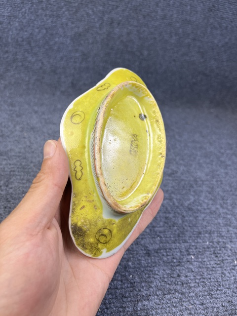 古玩陶瓷粉彩花卉紋盤拍賣,當前價格399元