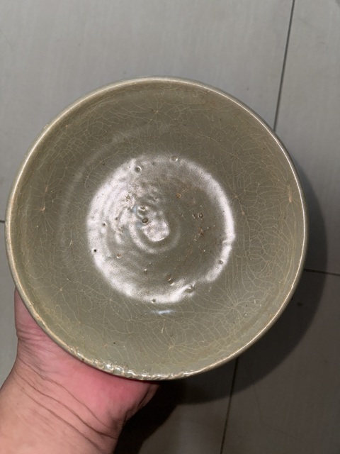 古玩陶瓷龍泉窯青釉碗真品鑒賞圖