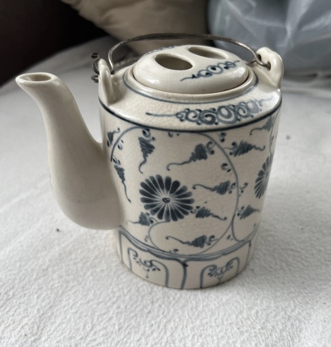 古玩陶瓷青花壺真品鑒賞圖
