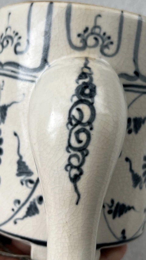 古玩陶瓷青花壺真品鑒賞圖